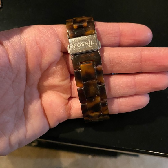 Fossil Watch - Picture 4 of 4